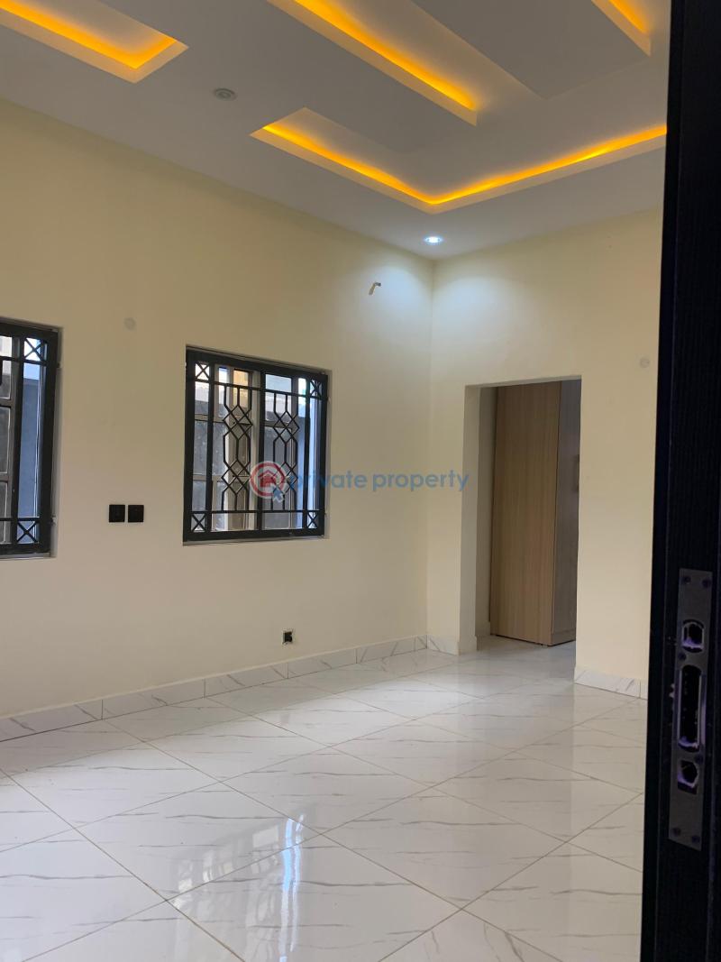 3 bedroom Detached Bungalow For Sale Asseese Obafemi Owode Ogun - 2