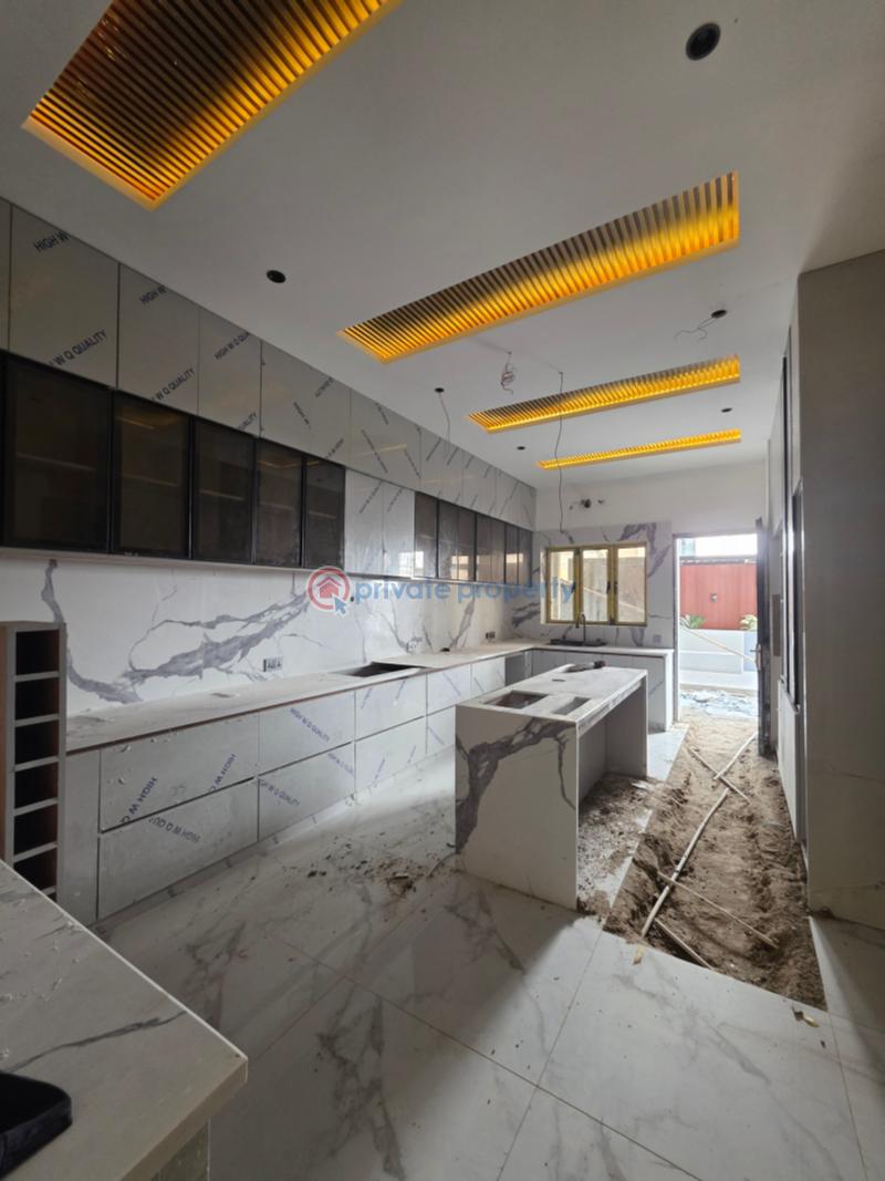 5 bedroom Detached Duplex For Sale Utako Abuja Phase 2  - 3