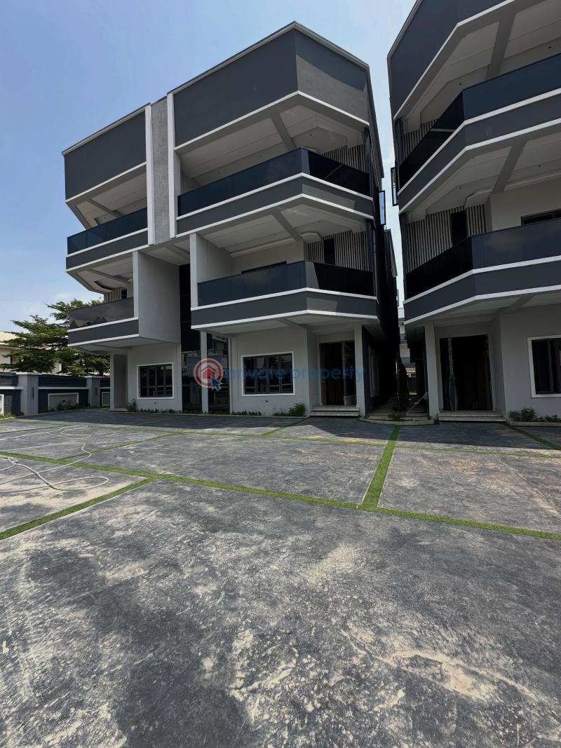 5 bedroom Detached Duplex For Sale Utako Abuja Phase 2  - 0