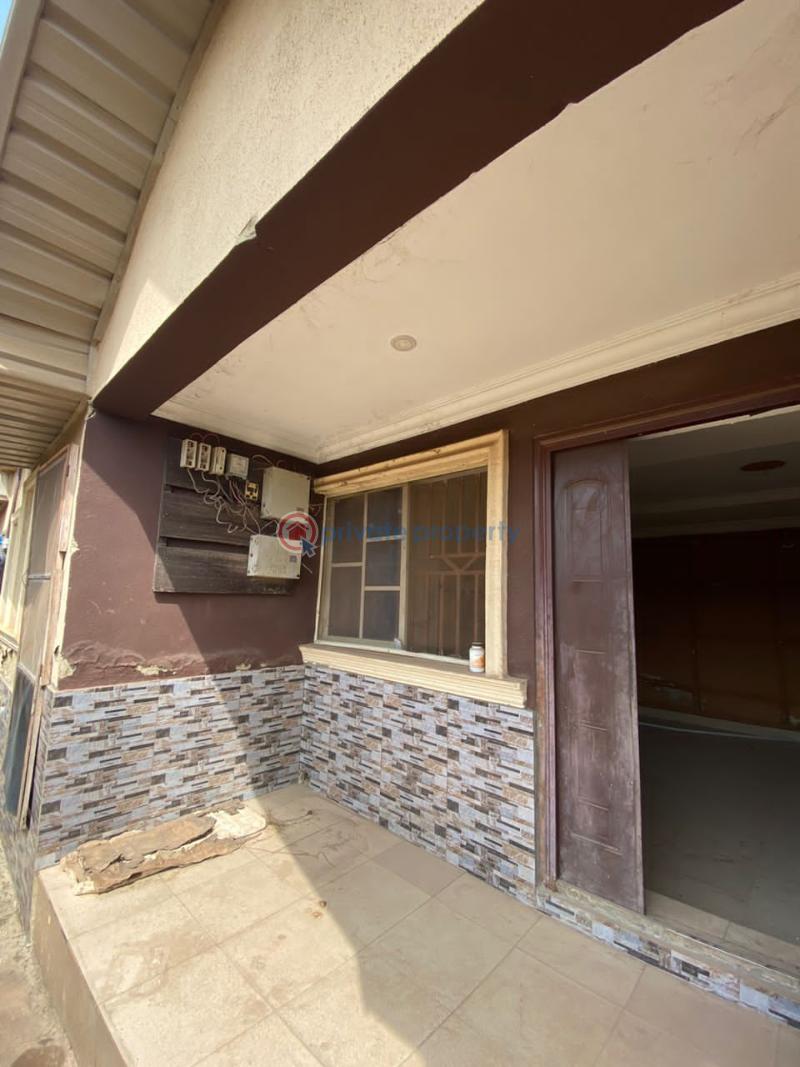 3 bedroom Bungalow For Sale Isale Abetu Off Abiola Way. Abeokuta Ogun - 20