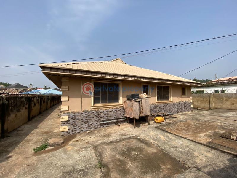 3 bedroom Bungalow For Sale Isale Abetu Off Abiola Way. Abeokuta Ogun - 9