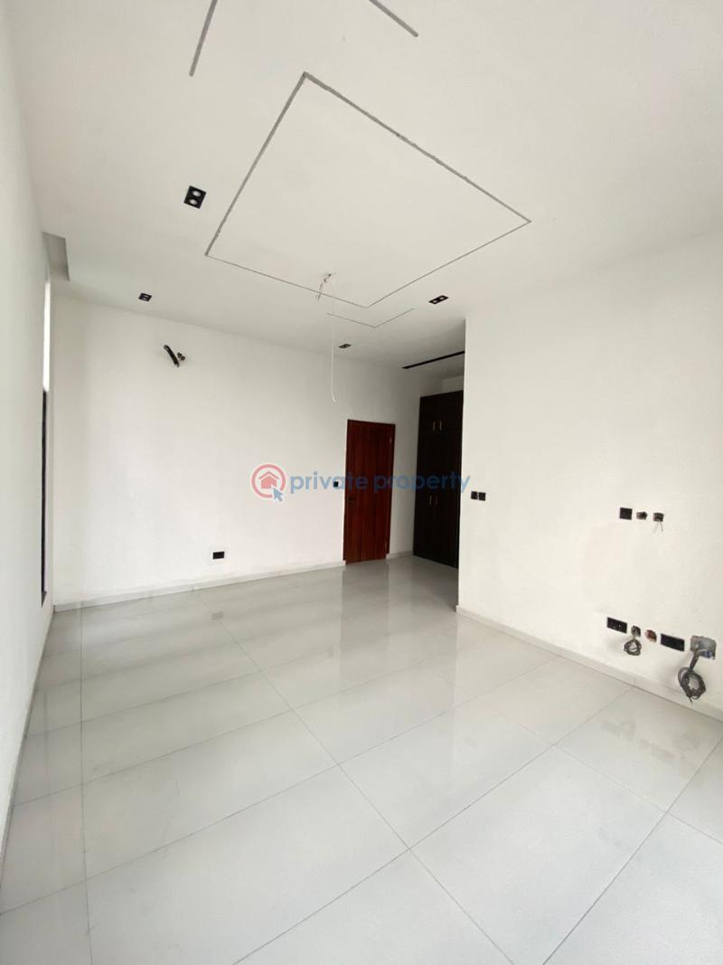 5 bedroom Detached Duplex For Sale Ikota, Lagos Ikota Lekki Lagos - 2