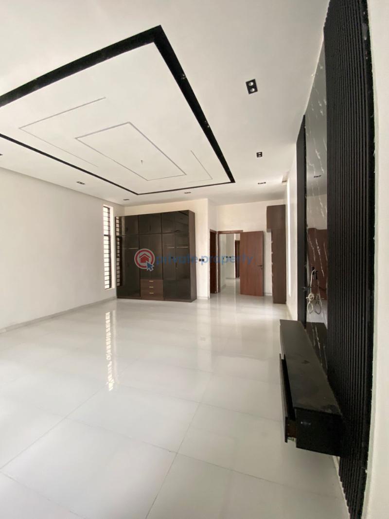 6 bedroom Detached Duplex For Sale Ikota, Lagos Ikota Lekki Lagos - 1