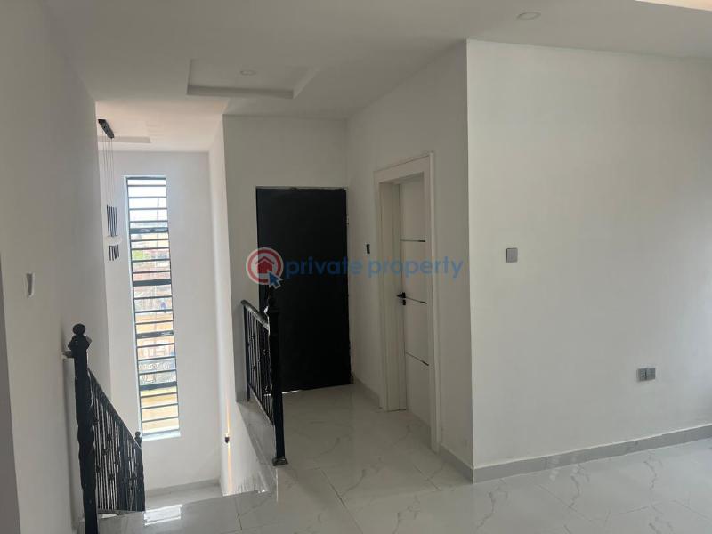 5 bedroom Duplex For Sale Oluyole Estate Ibadan Oyo - 2