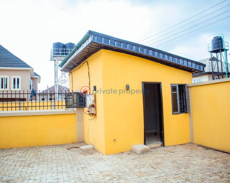 6 bedroom Duplex For Sale Akobo Ibadan Oyo - 5