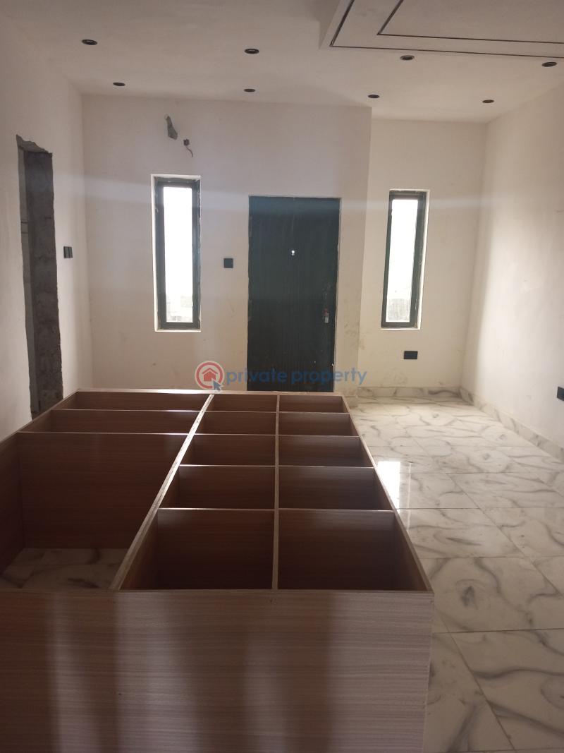 4 bedroom Terraced Duplex For Sale Estate Adeniyi Jones Ikeja Lagos - 3