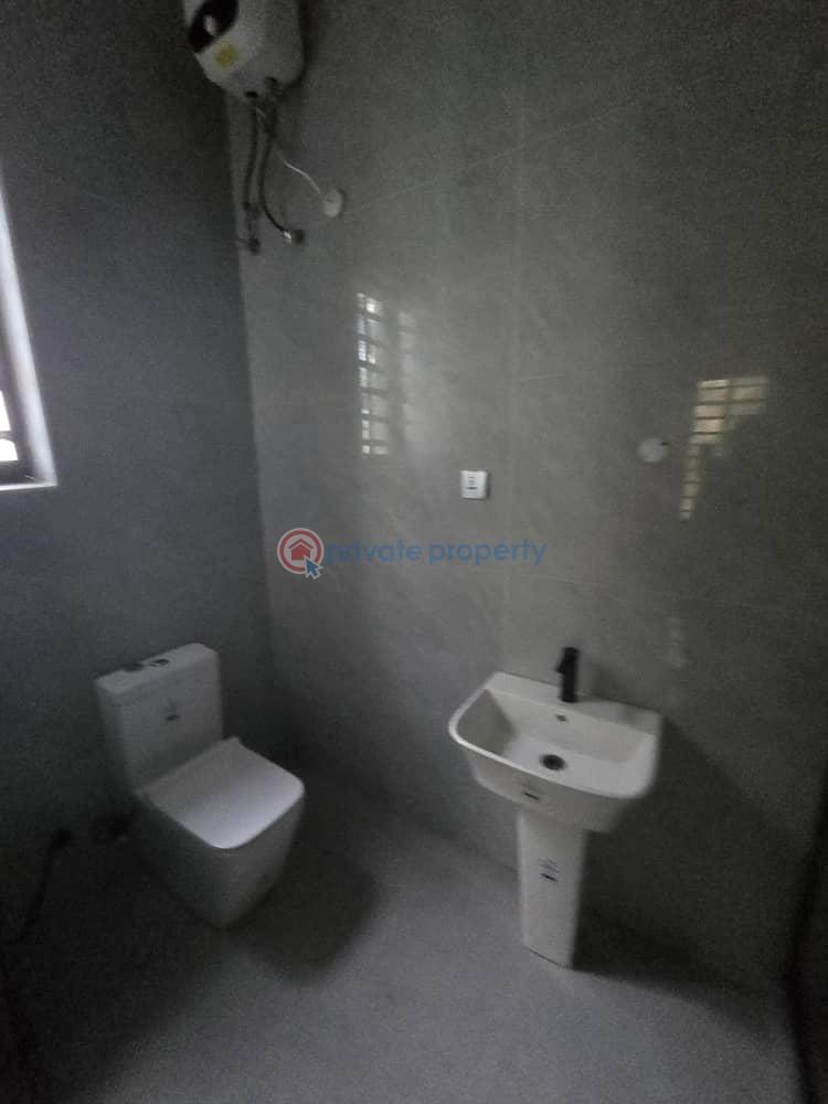 5 bedroom Detached Duplex For Rent Omole Phase 2 Ojodu Lagos - 6
