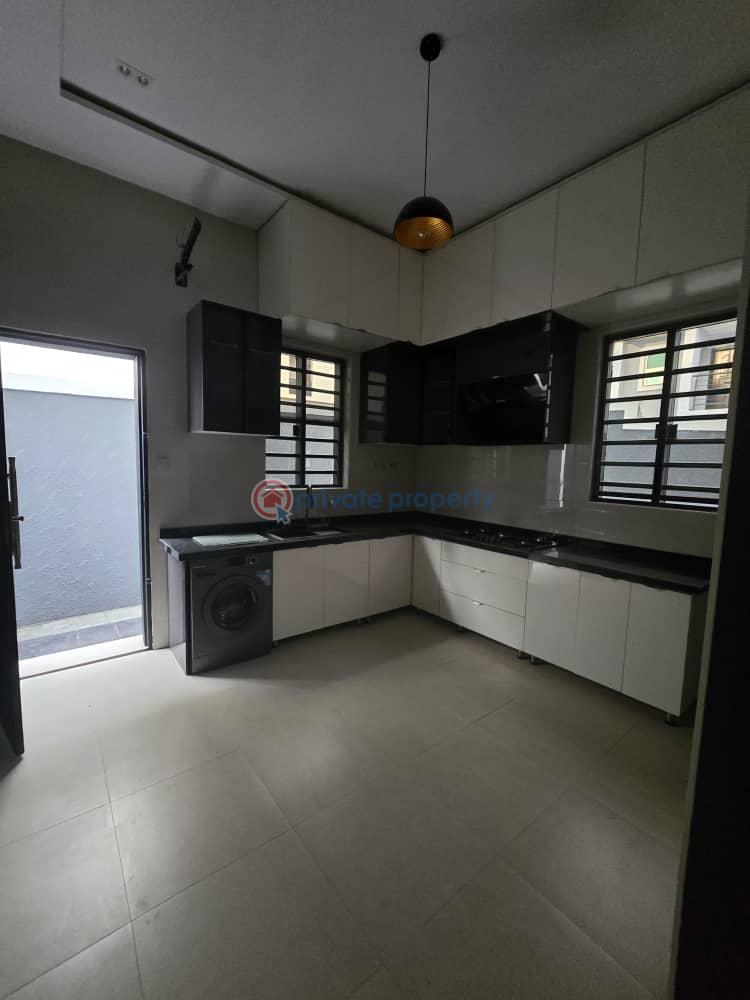 5 bedroom Detached Duplex For Rent Omole Phase 2 Ojodu Lagos - 2