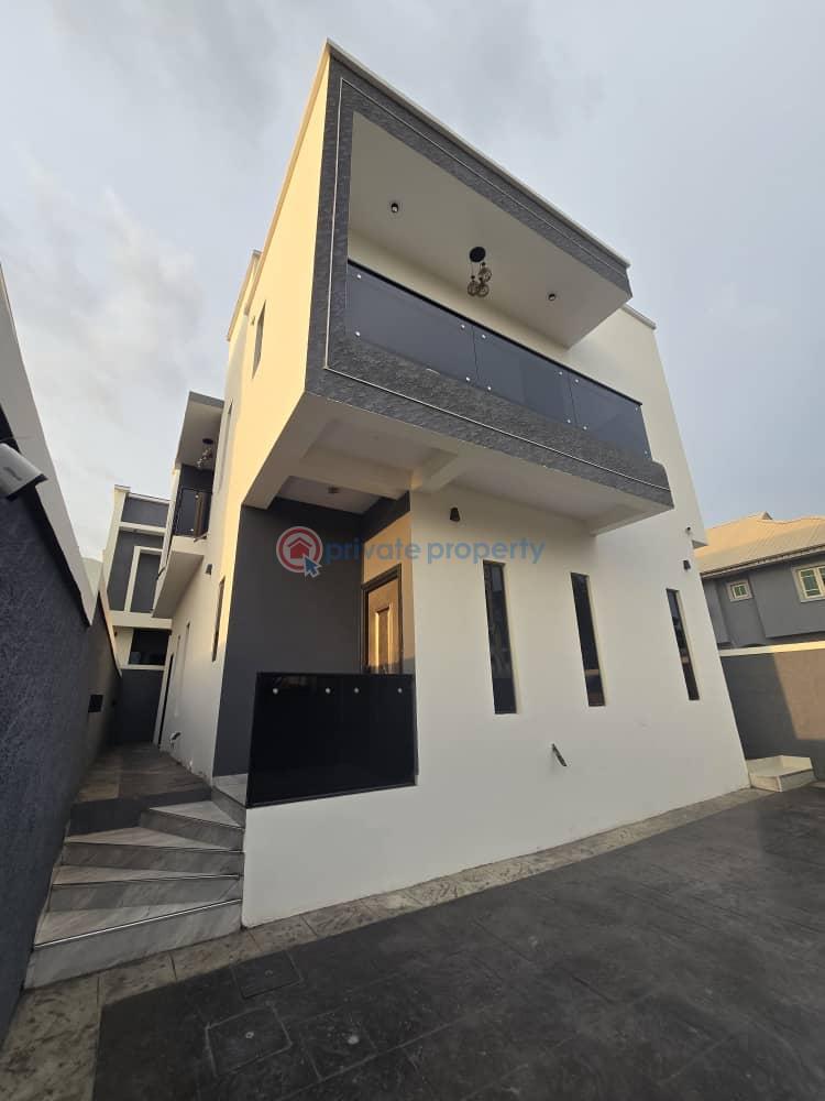 5 bedroom Detached Duplex For Rent Omole Phase 2 Ojodu Lagos - 0