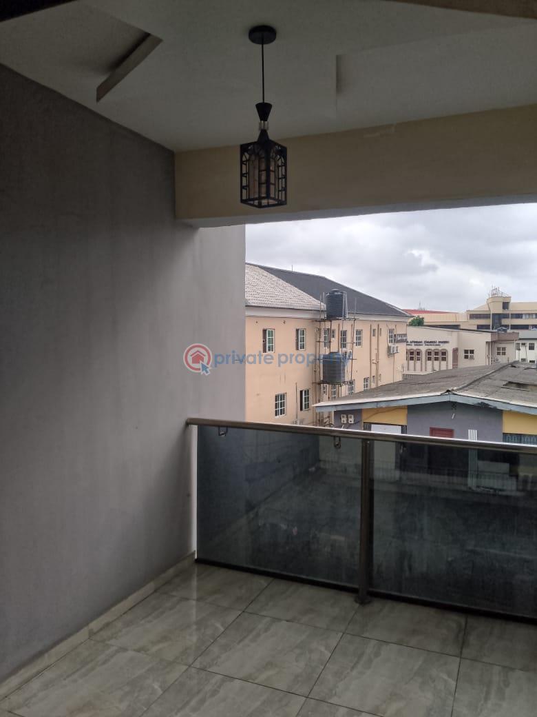 3 bedroom Flat & Apartment For Rent Opebi Ikeja Lagos - 1