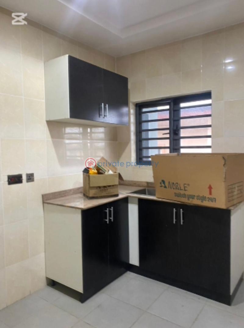 3 bedroom Block Of Flats For Rent Ilupeju Estate Ilupeju Lagos - 3
