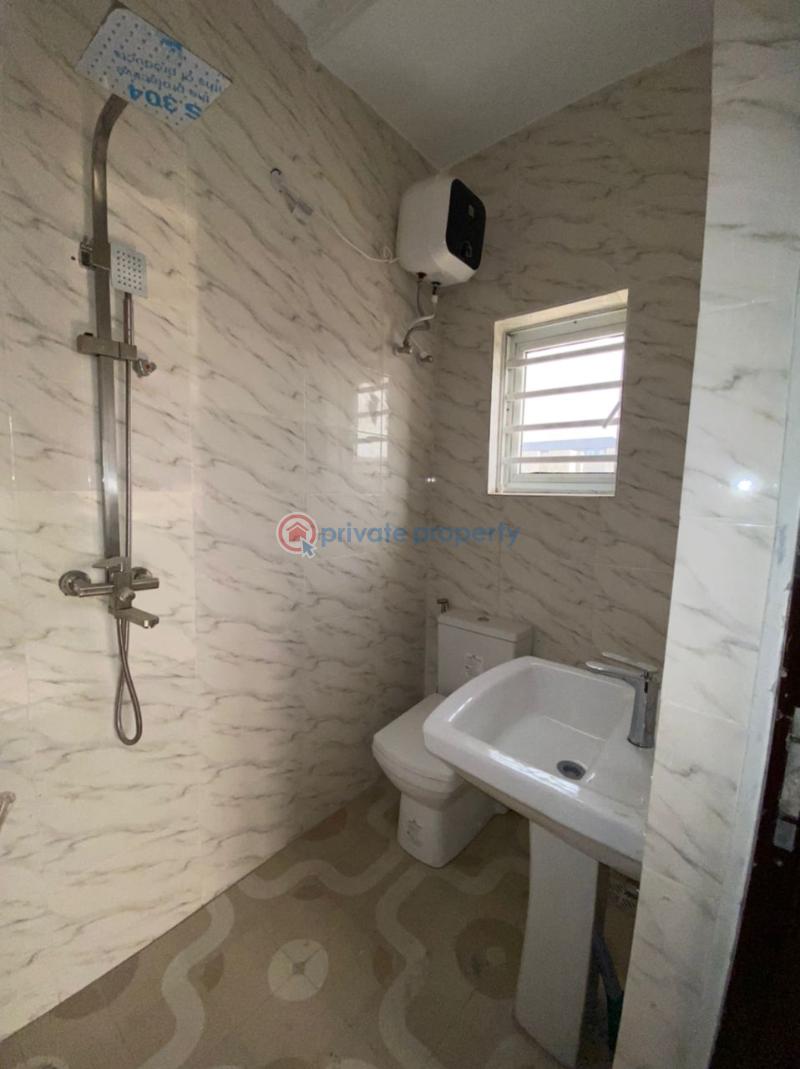 For rent 4 bedroom Flat & Apartment By Richmond Gate Estate