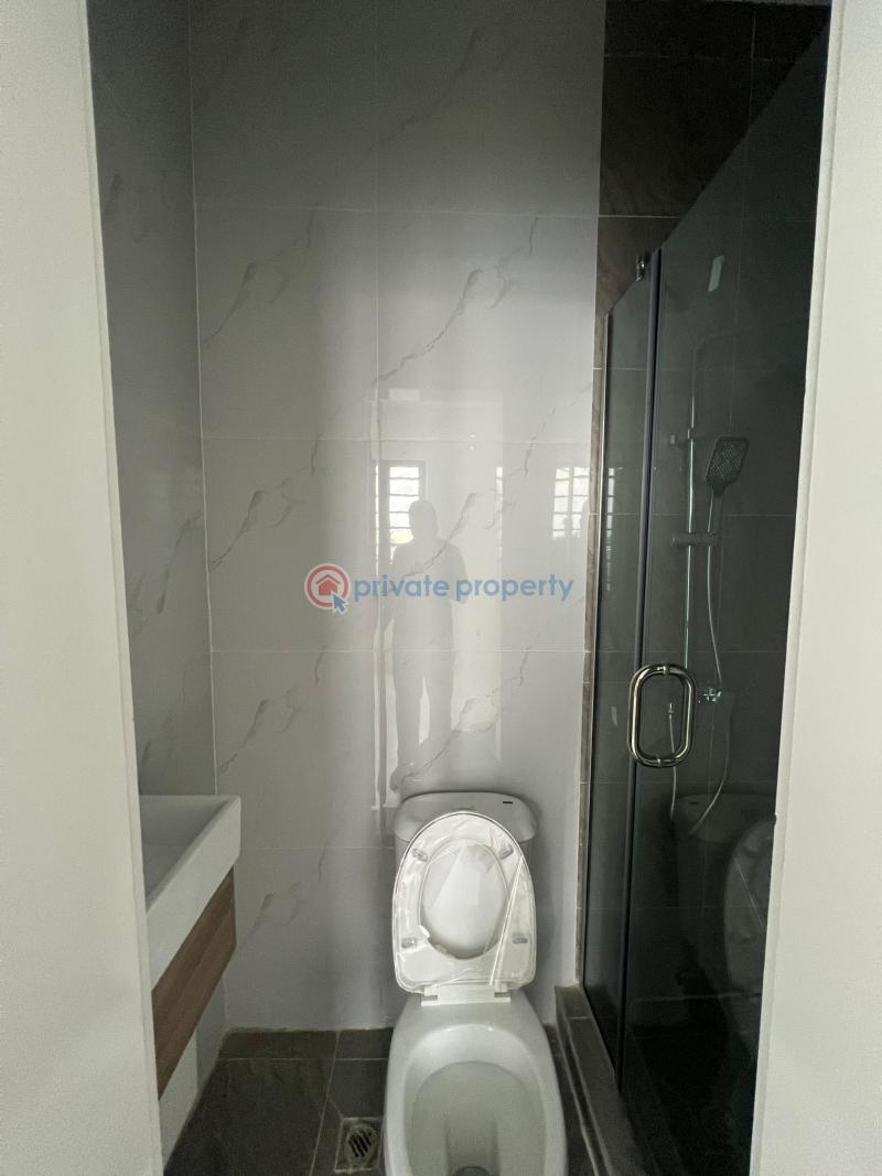 Tastefully finished fully serviced 3 bed apartment with communal pool, gym & bq - 9 3 bedroom Block Of Flats For Sale Addo Road, Ado Ajah Lagos - 9
