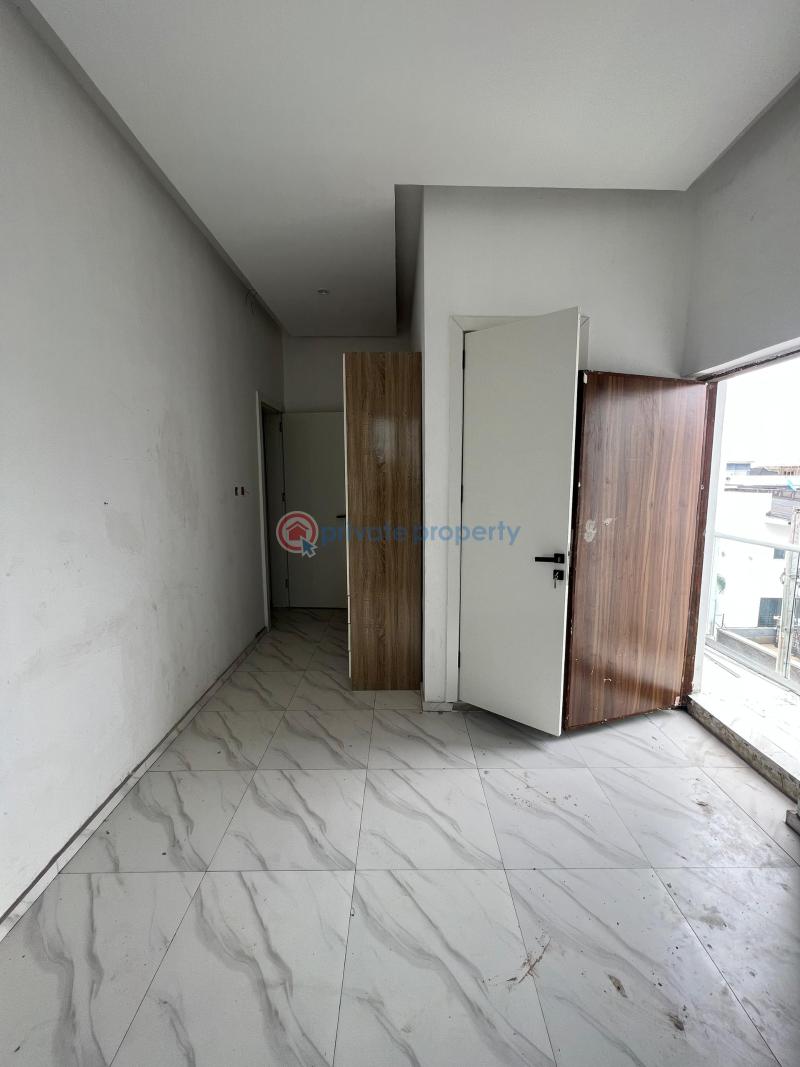 Tastefully finished fully serviced 3 bed apartment with communal pool, gym & bq - 3 3 bedroom Block Of Flats For Sale Addo Road, Ado Ajah Lagos - 3