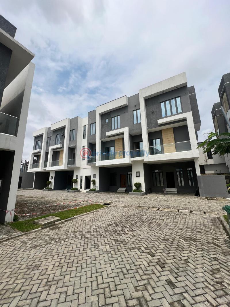 3 bedroom Block Of Flats For Sale Addo Road, Ado Ajah Lagos - 0