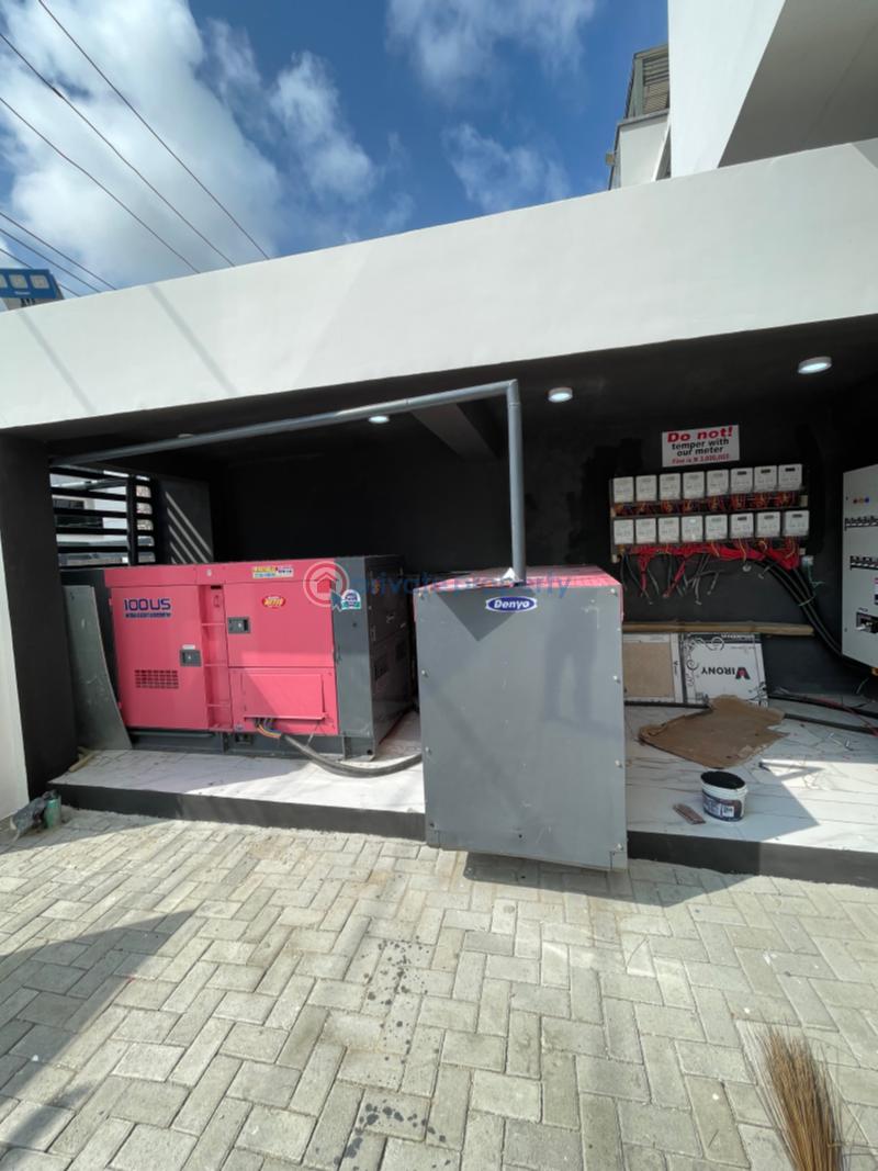 2 bedroom Block Of Flats For Sale Off Akeem Dickson Lekki Phase 1 Lagos - 3