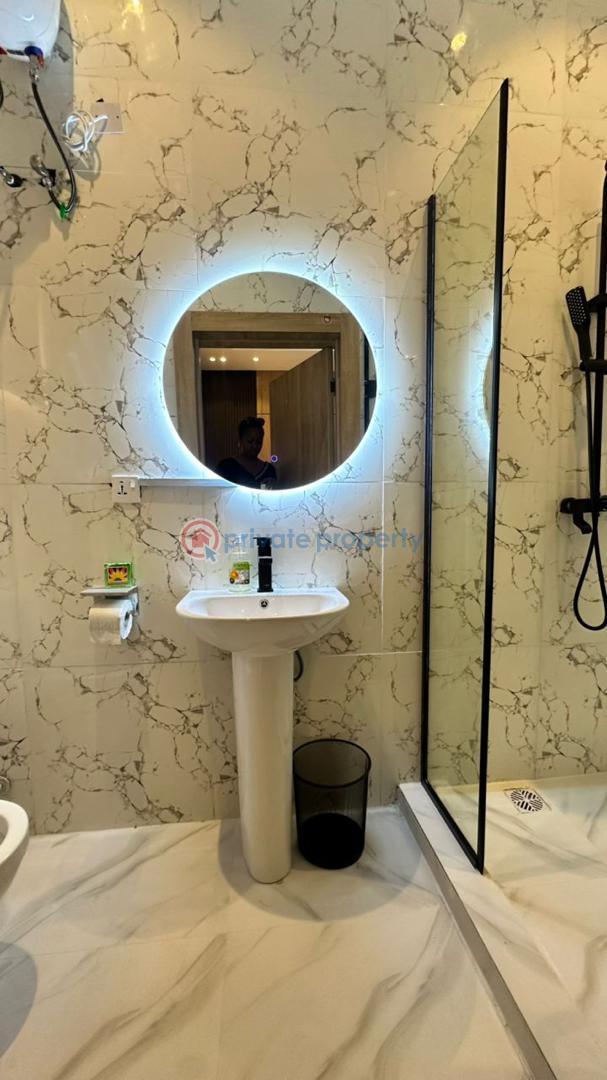 Flat & Apartment For Rent Off Admiralty Way Lekki Phase 1 Lagos - 8