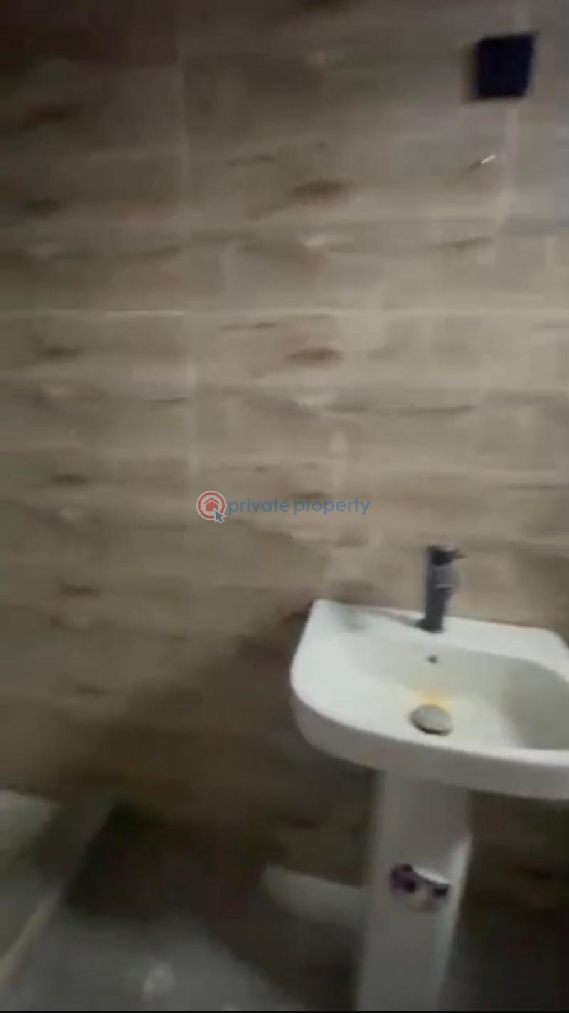1 bedroom Mini Flat For Rent Off Bode Thomas Surulere Lagos - 5