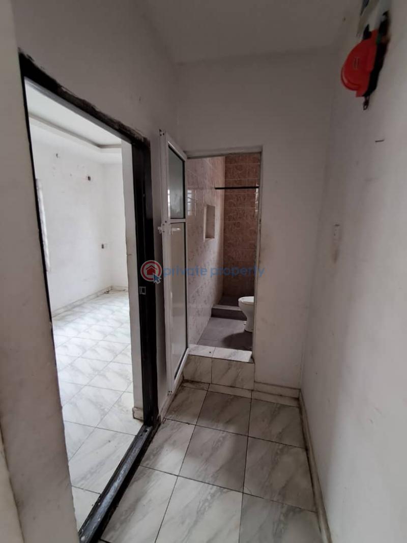 1 bedroom Mini Flat For Rent Harmony Estate Gbagada Lagos - 1