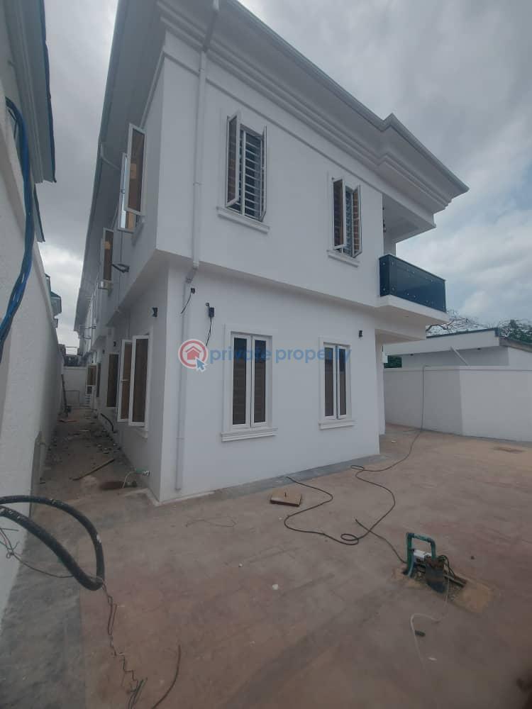5 bedroom Detached Duplex For Sale Omole Phase 2 Ojodu Lagos - 1