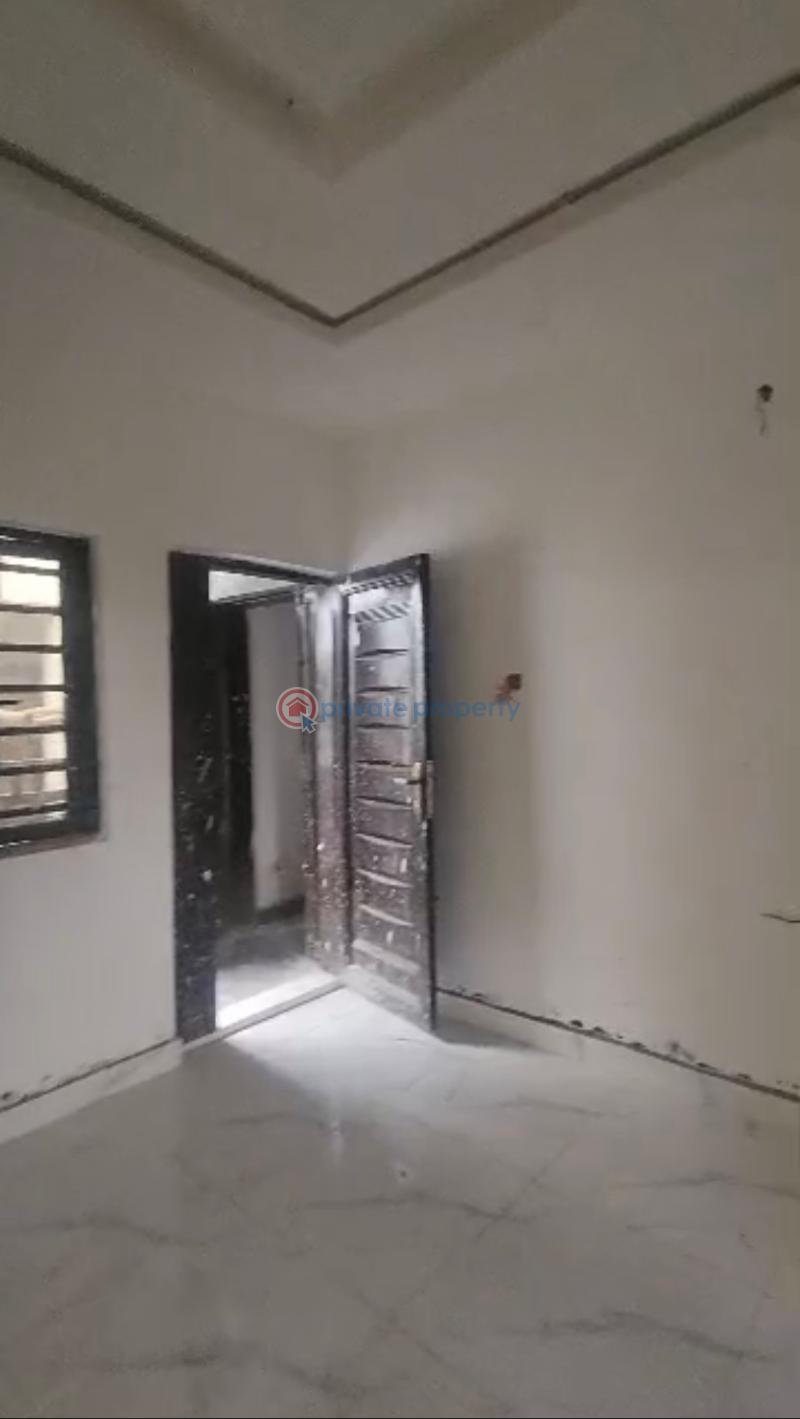 1 bedroom Mini Flat For Rent Kilo Ikate Surulere Lagos - 1