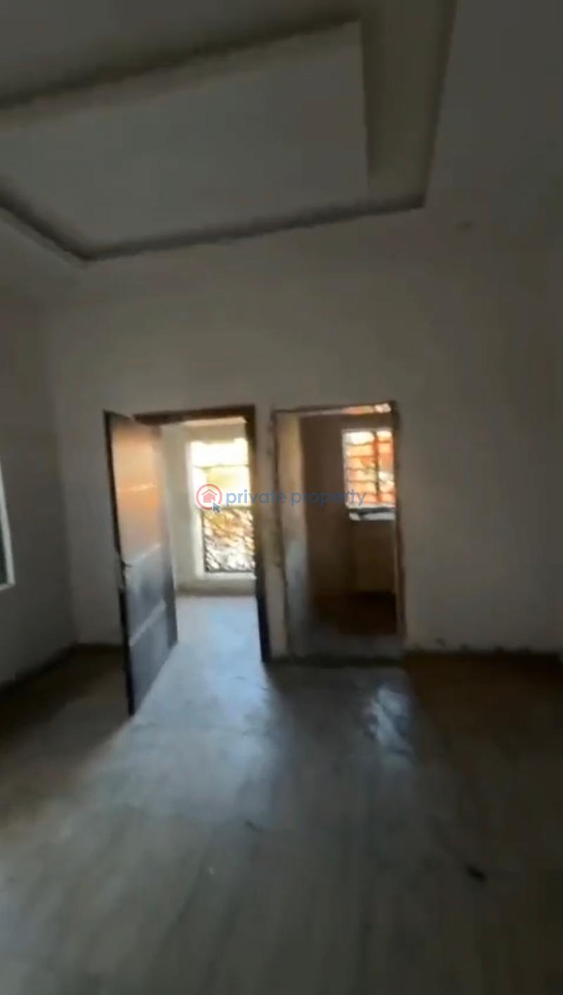 1 bedroom Mini Flat For Rent Fadeyi Jibowu Yaba Lagos - 0