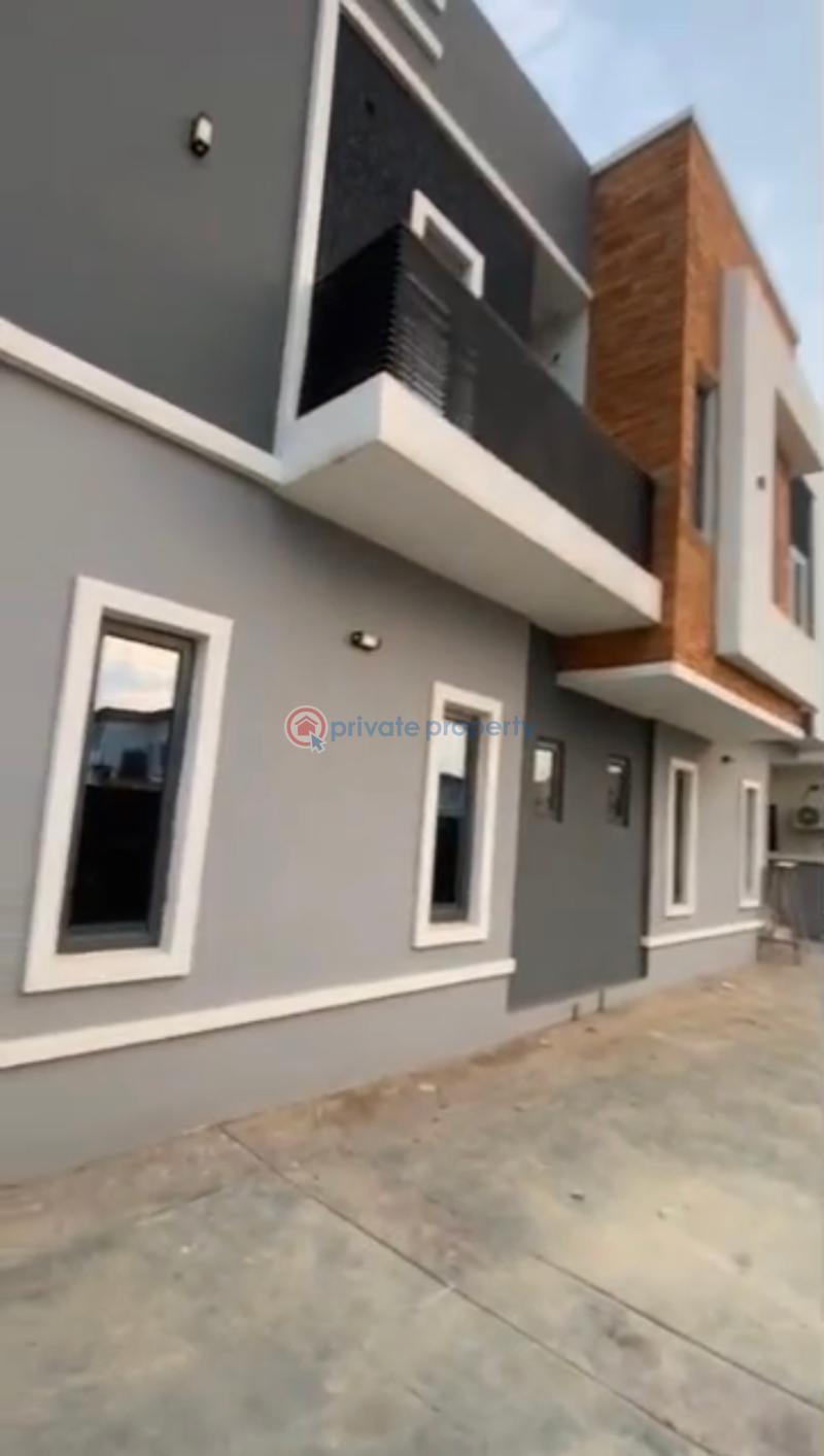 2 bedroom Flat & Apartment For Rent Sholuyi Soluyi Gbagada Lagos