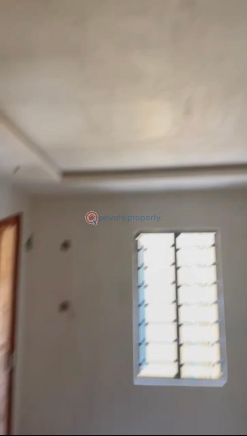 1 bedroom Block Of Flats For Sale Akoka Yaba Lagos - 2