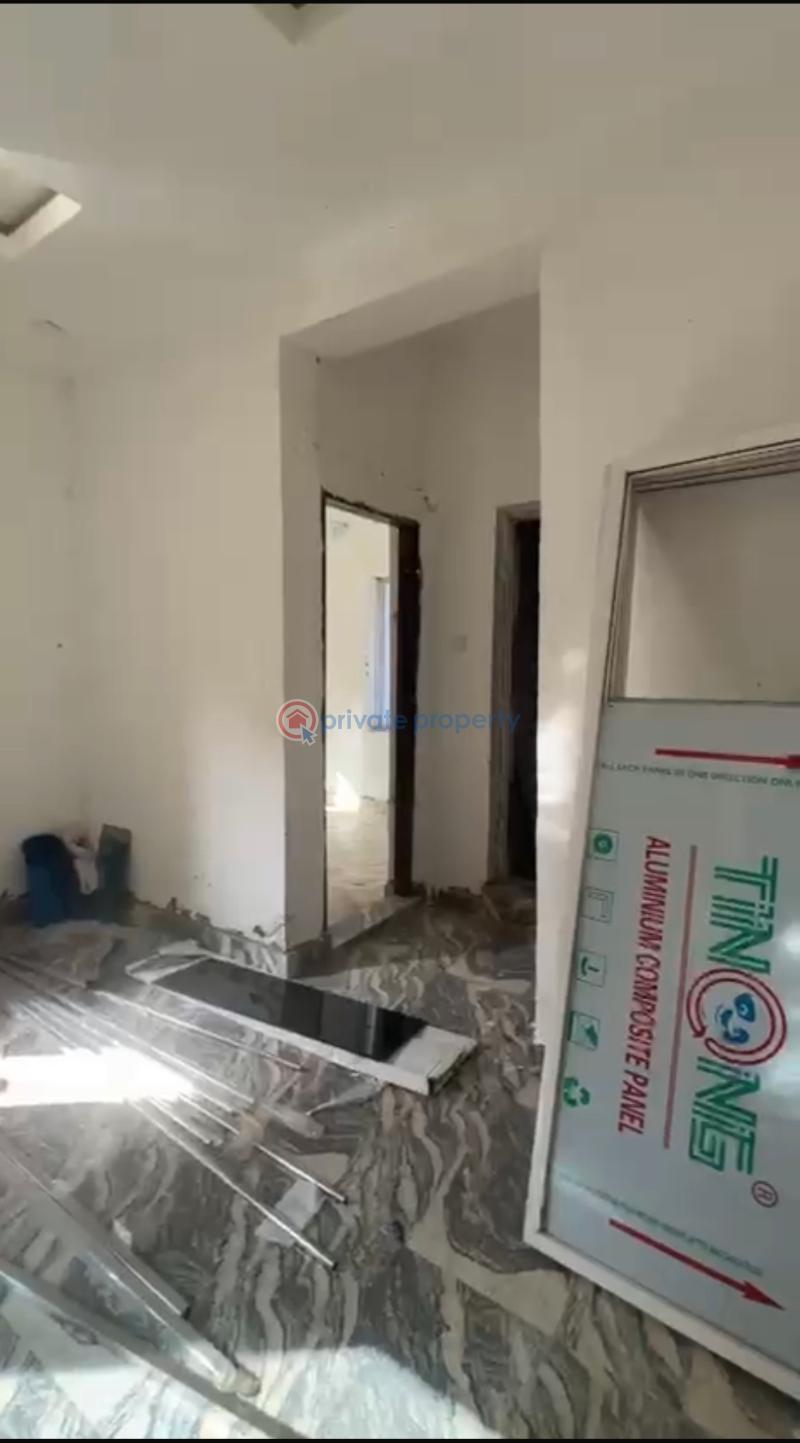 1 bedroom Mini Flat For Rent Ladilak Off Pedro Road Shomolu Lagos - 2