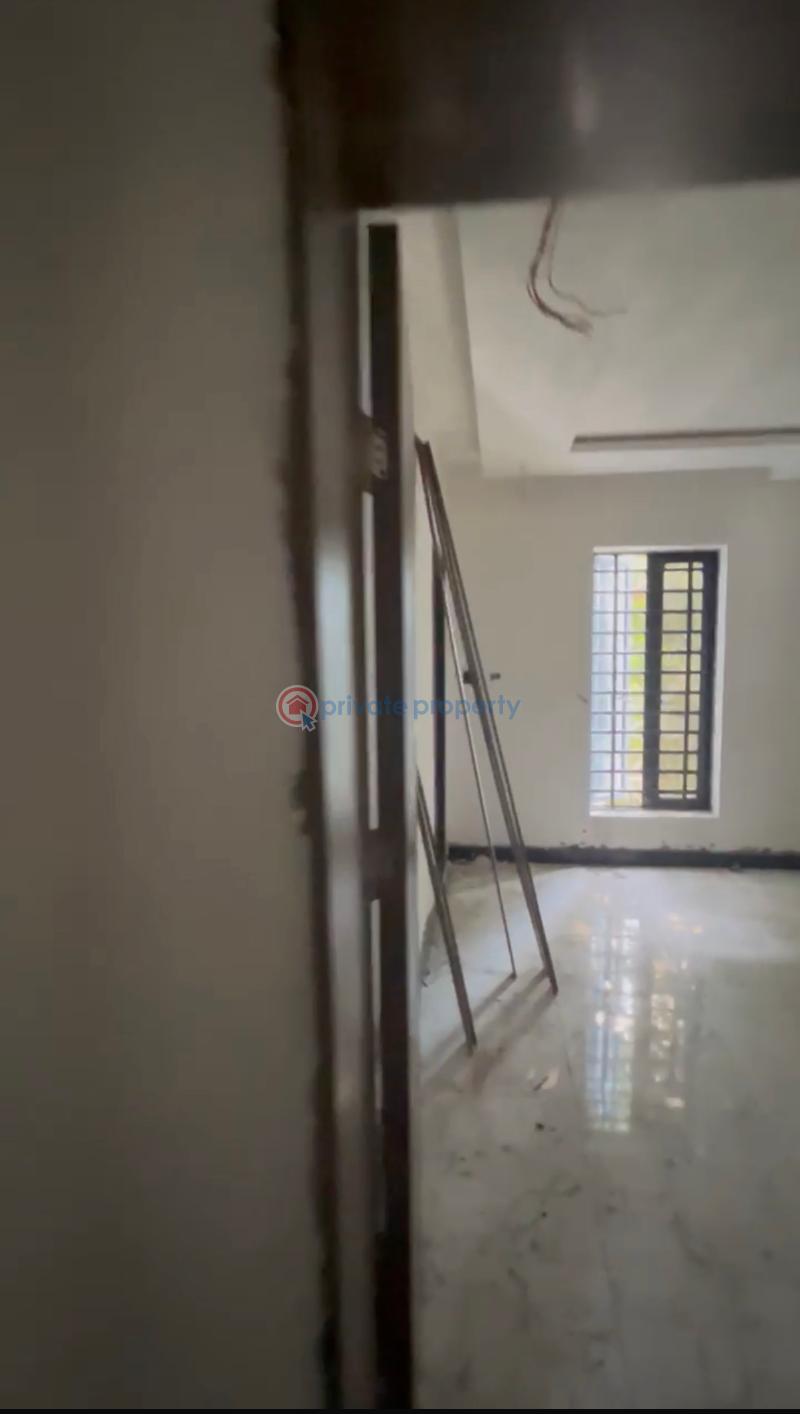 1 bedroom Mini Flat For Rent Ilupeju Estate Ilupeju Lagos - 2