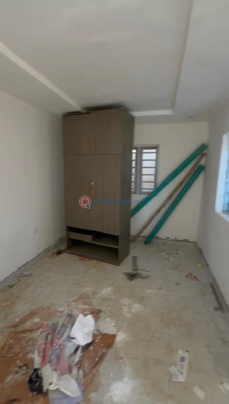Self Contain For Rent Ijesha Surulere Lagos - 0