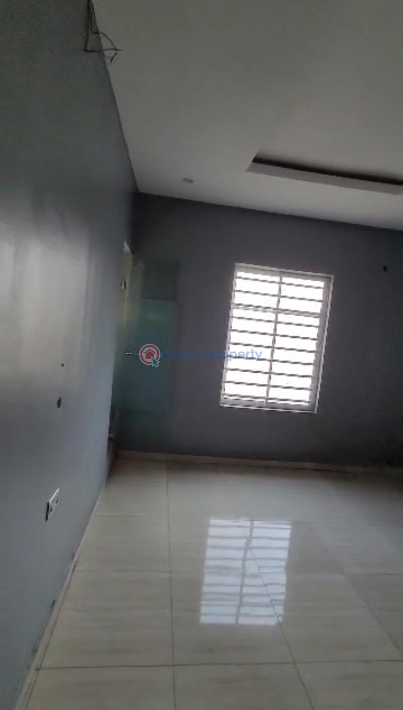 Studio Apartment For Rent Iwaya Onike Yaba Lagos - 4