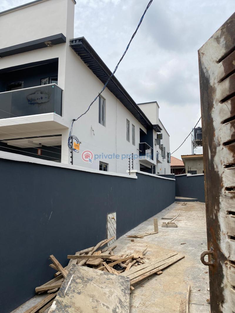 3 bedroom Semi detached Duplex For Sale Oke Anu Behind Federal Housing Estate Olomore Abeokuta. Abeokuta Ogun - 4