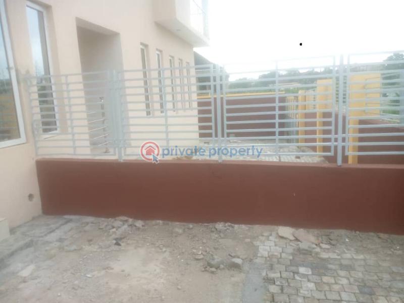 4 bedroom Duplex For Sale Jericho G.r.a Extension ( S&t Estate) Ibadan Oyo - 6