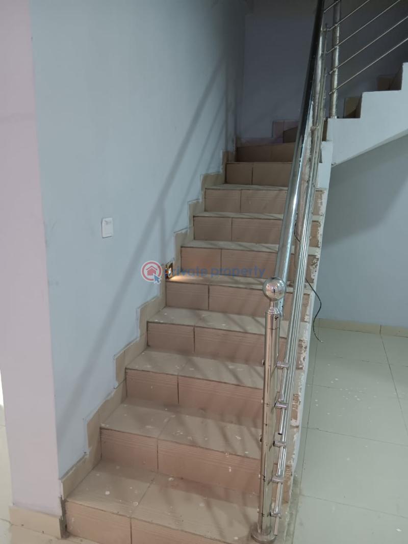 4 bedroom Duplex For Sale Jericho G.r.a Extension ( S&t Estate) Ibadan Oyo - 5