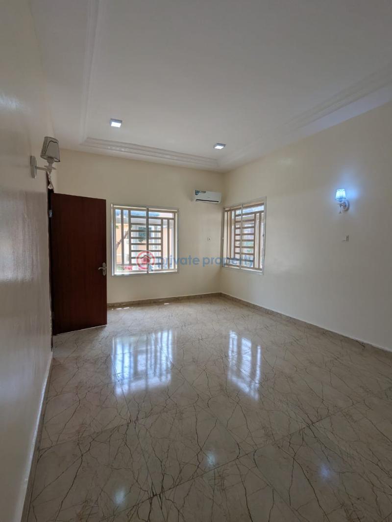 3 bedroom Block Of Flats For Rent Polaris Bank Area Life Camp Abuja Phase 3  - 14
