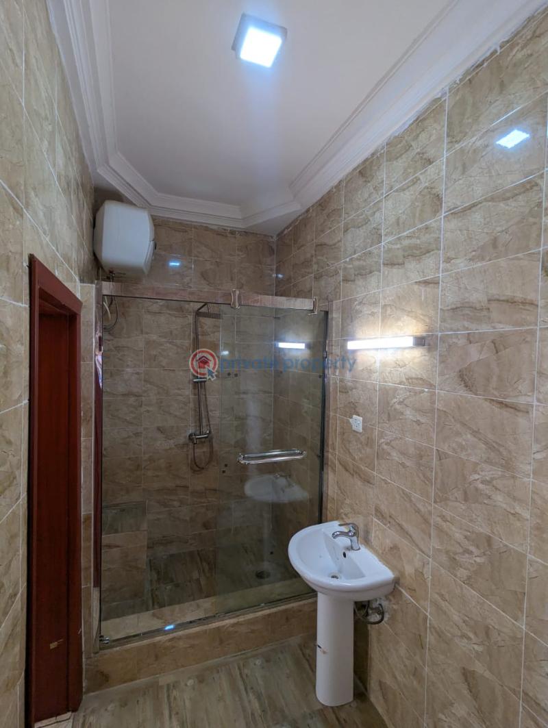 3 bedroom Block Of Flats For Rent Polaris Bank Area Life Camp Abuja Phase 3  - 10