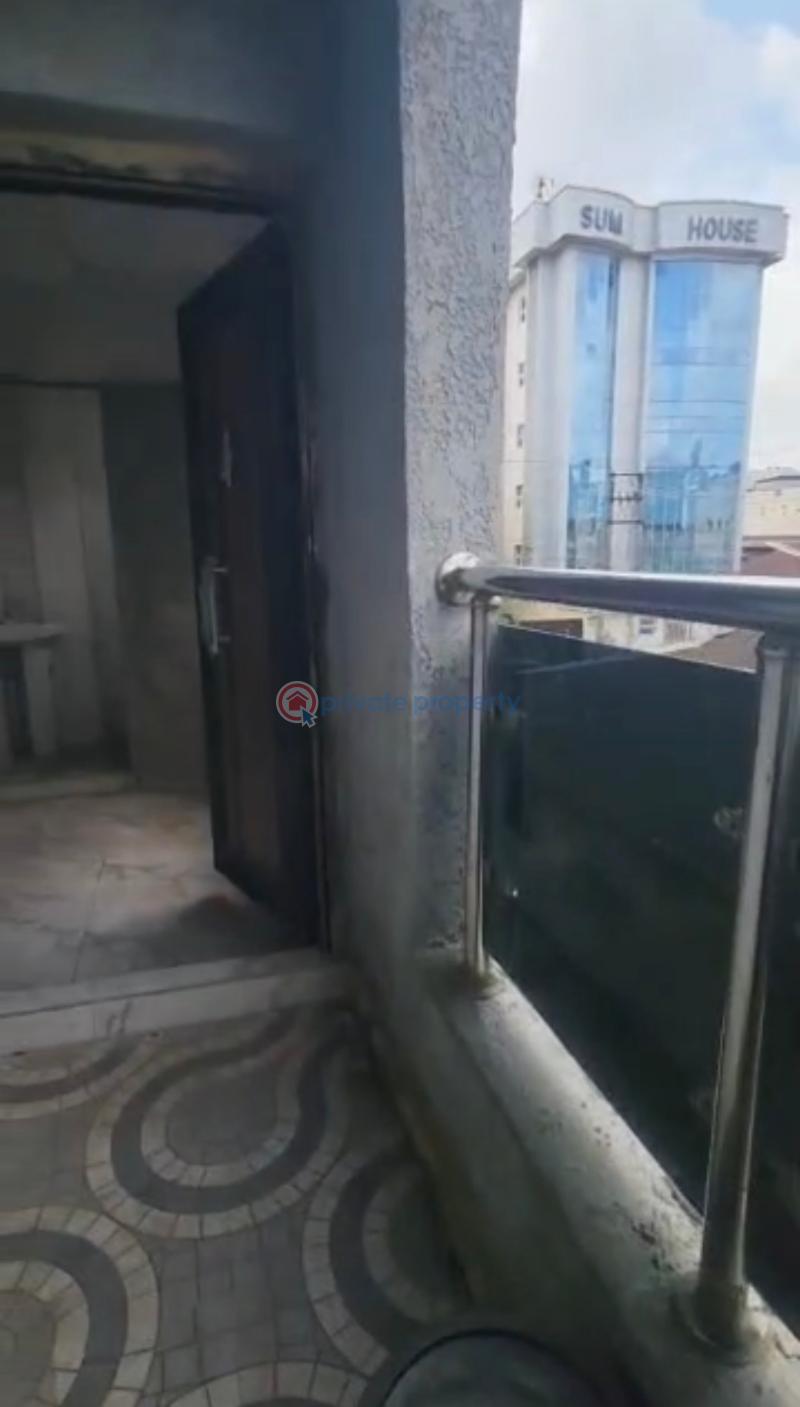 2 bedroom Flat & Apartment For Rent Alagomeji Yaba Lagos - 2