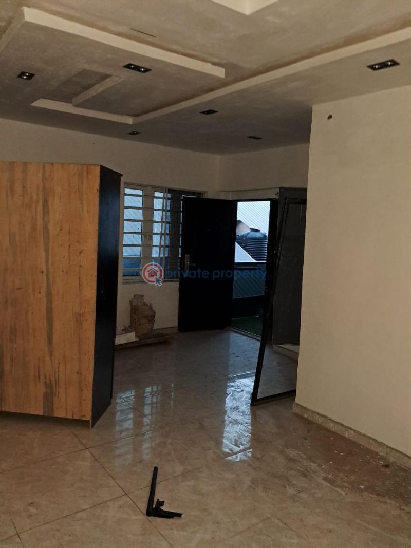 2 bedroom Flat & Apartment For Rent Alagomeji Yaba Lagos - 7