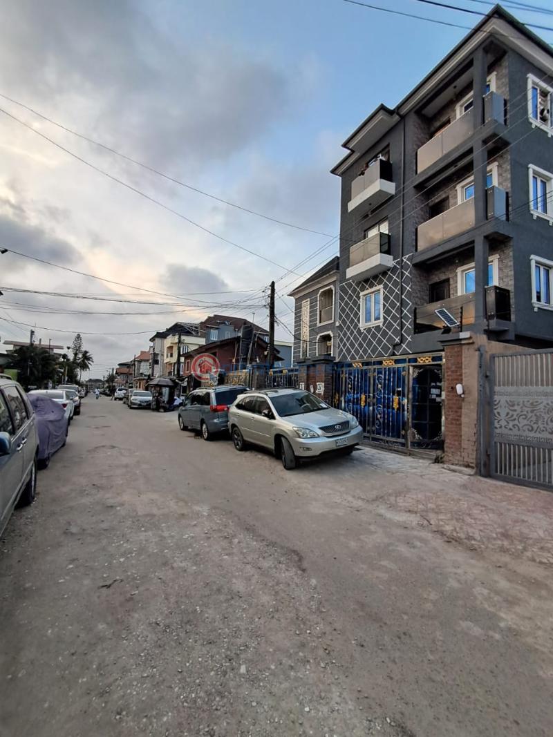 2 bedroom Flat & Apartment For Rent Alagomeji Yaba Lagos - 12