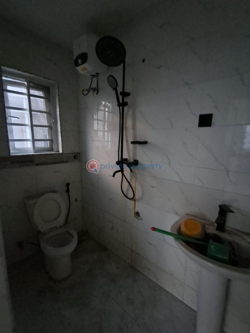 2 bedroom Flat & Apartment For Rent Alagomeji Yaba Lagos - 5