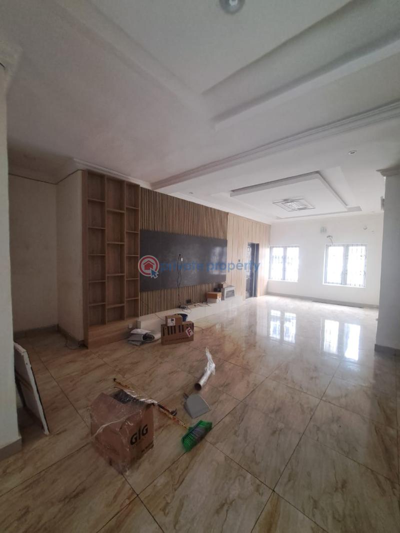 2 bedroom Flat & Apartment For Rent Ikate Lekki Lagos - 0