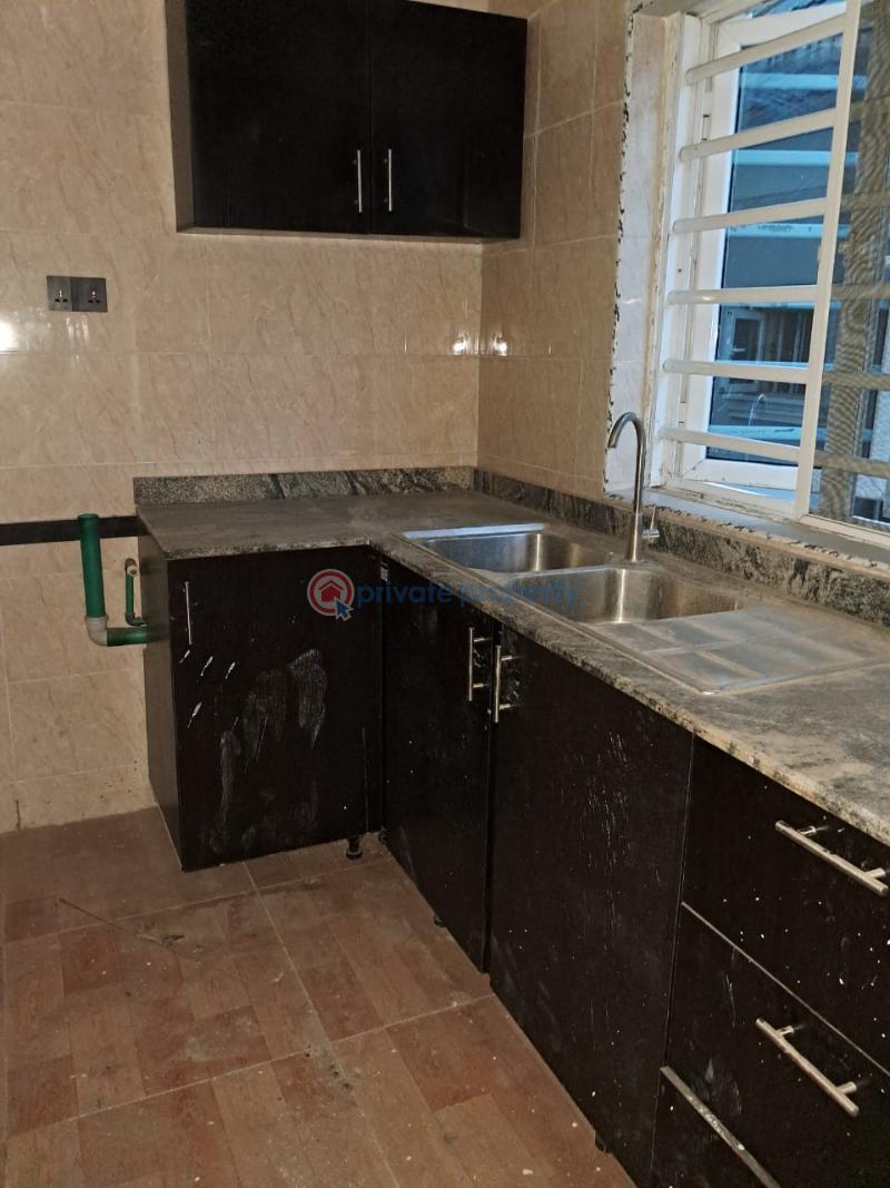 2 bedroom Flat & Apartment For Rent Alagomeji Yaba Lagos - 1