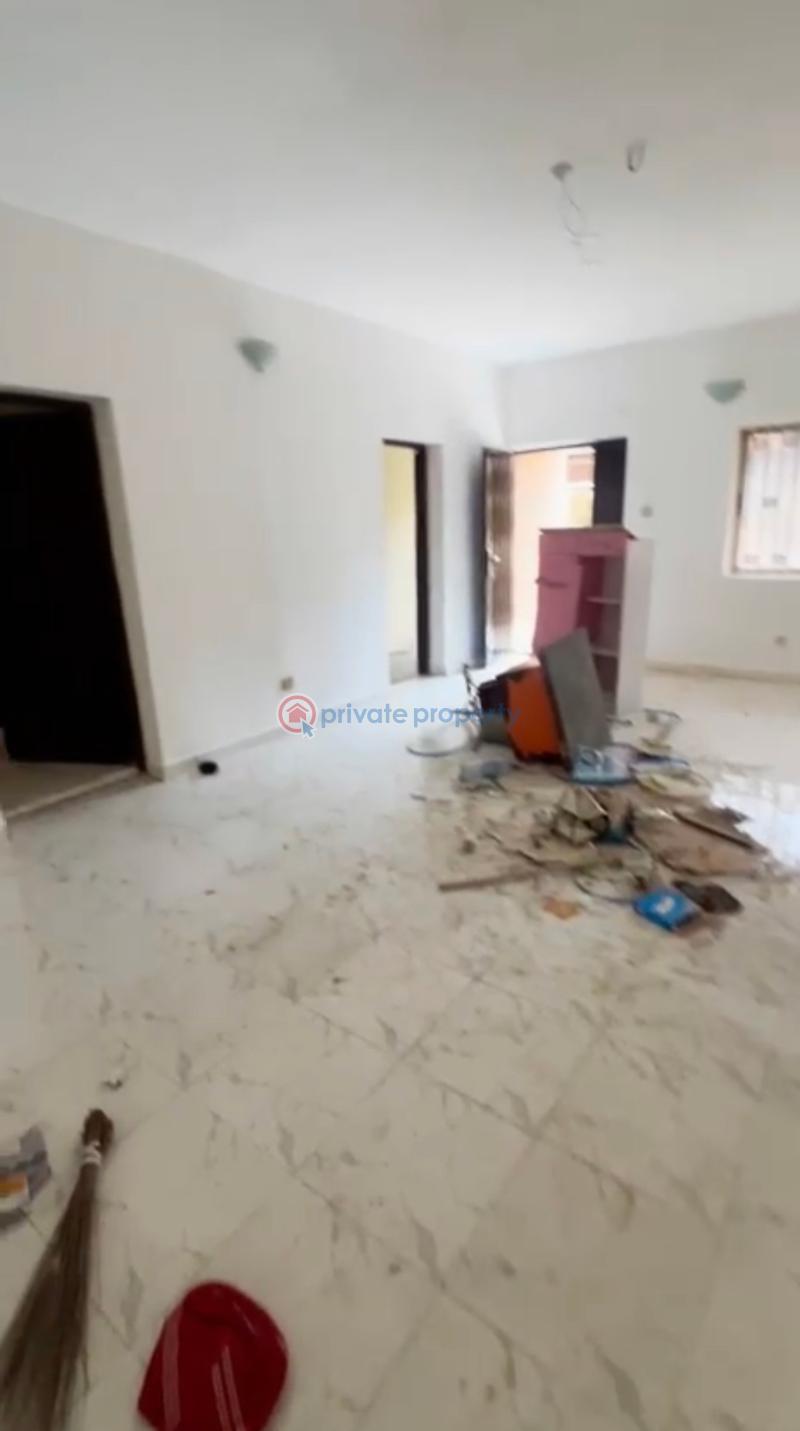 3 bedroom Flat & Apartment For Rent Onike Yaba Lagos - 0