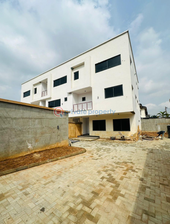 4 bedroom Semi detached Duplex For Sale Ilupeju Lagos - 1