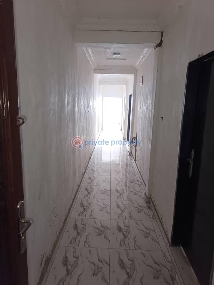 2 bedroom Flat & Apartment For Rent Alagomeji Yaba Lagos - 1