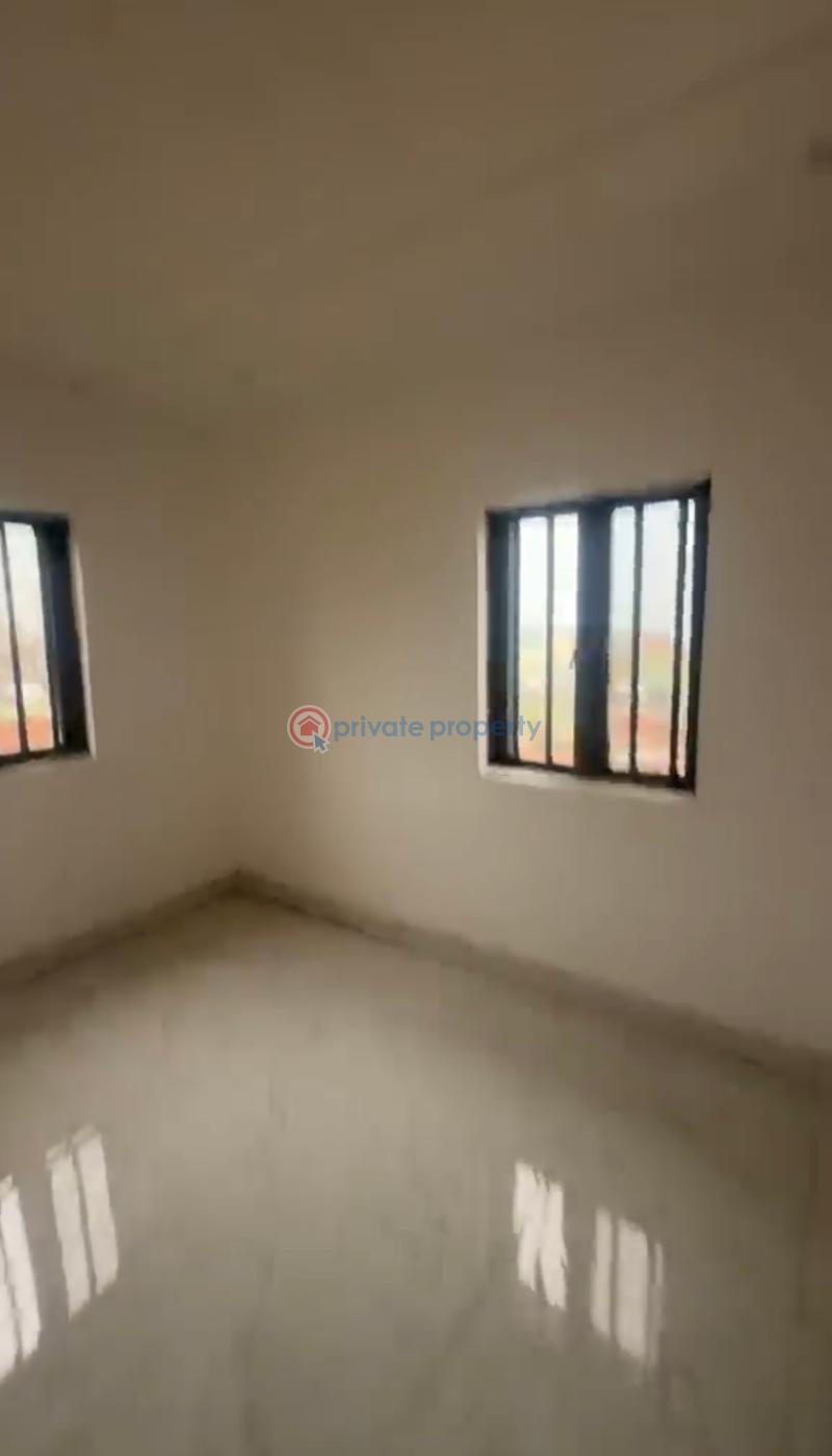 1 bedroom Mini Flat For Rent Off Ilupeju Road, Ilupeju Lagos - 3