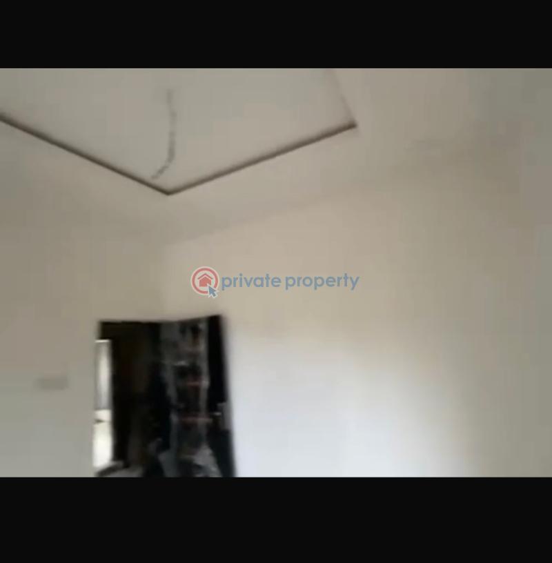 1 bedroom Mini Flat For Rent Little Road Sabo Yaba Lagos - 1