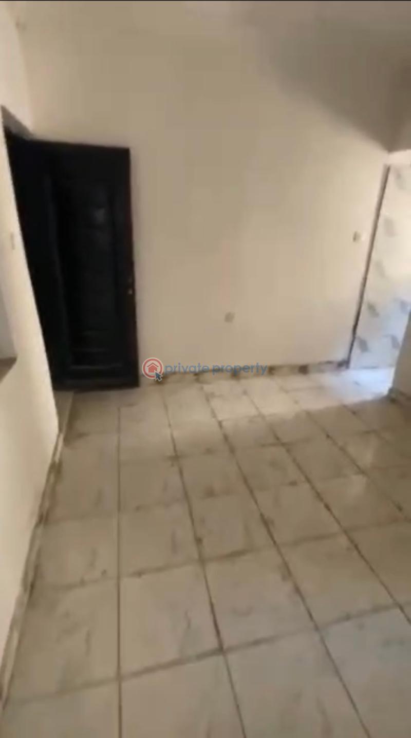 1 bedroom Mini Flat For Rent Shomolu Lagos - 4