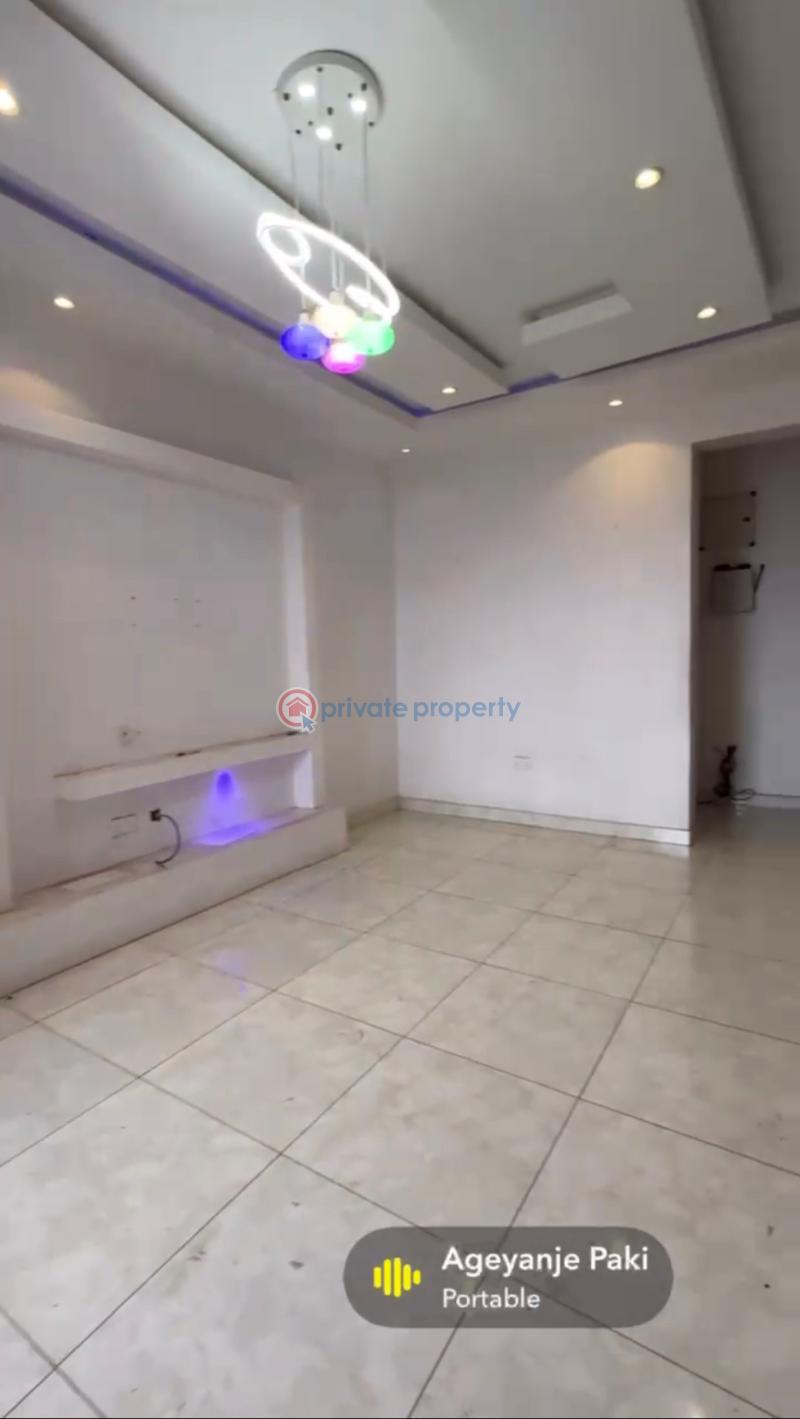 3 bedroom Flat & Apartment For Rent Off Brown Road Aguda  Surulere Lagos - 1